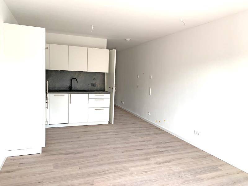 N-Schweinau: Erstbezug! Modern und kompakt - 1-Zi-Whg. (4.OG) mit EBK, Balkon, Aufzug – Nürnberg – Vorschaubild 2