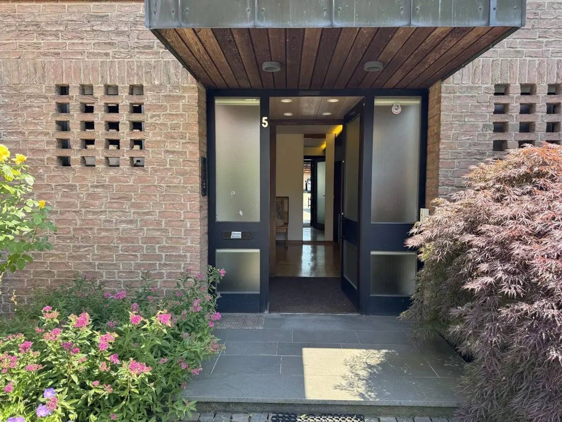 Erdgeschosswohnung in 44795 Bochum mit 166 m² kaufen