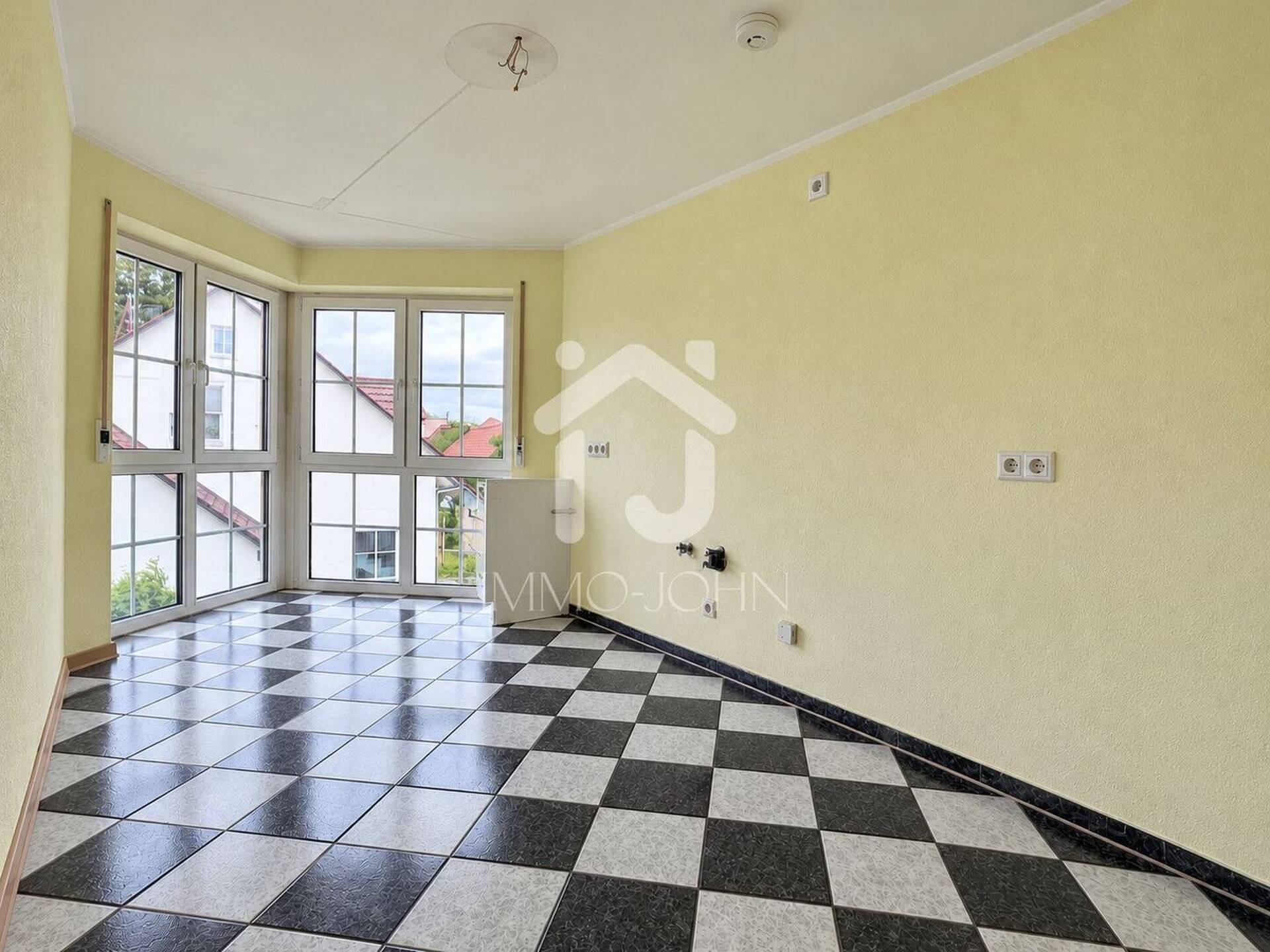 Etagenwohnung in 89335 Ichenhausen / Hochwang mit 75 m² kaufen