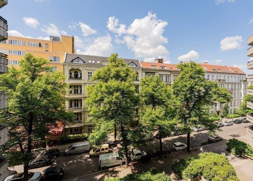 Sanierte City-Wohnung in begehrter Wohnlage nahe Steinplatz – mit separatem Tiefgaragenstellplatz bei Bedarf – Berlin – Vorschaubild 3