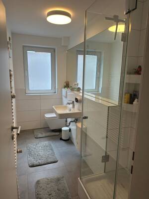 Neu sanierte, voll möblierte 2-Zimmer-Wohnung im Herzen Kölns | 55 m² | befristet – 50668 Köln – Vorschaubild 3