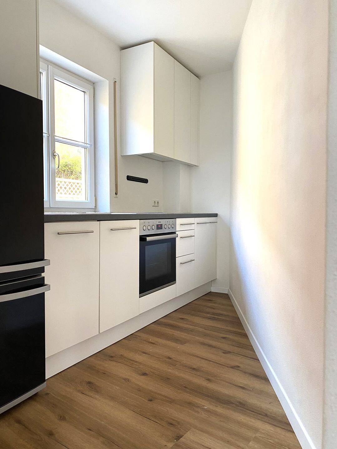 Schöne 1-Zimmer-Wohnung mit Hobbyraum und Garten – München – Vorschaubild 6