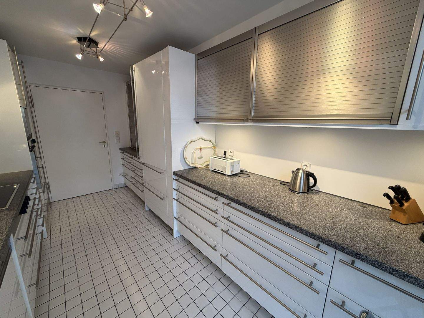 Exklusive möblierte 4- Zimmer-Wohnung mit 2 Balkonen in Nürnberg/Luitpoldhain – Nürnberg – Vorschaubild 6