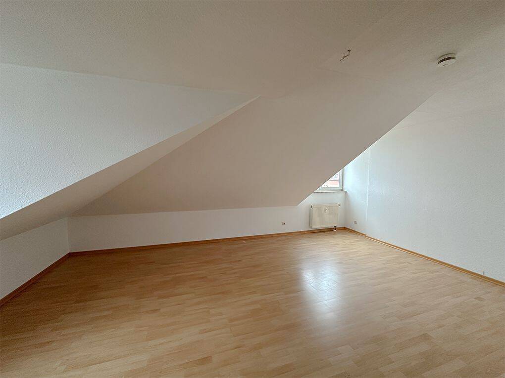 Bezugsfreie Single-Wohnung in begehrter Lage am Luisenpark – Erfurt – Vorschaubild 3