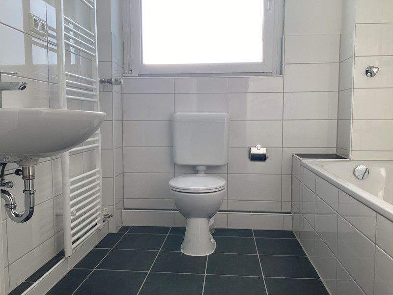 3-Zimmer Wohnung mit Balkon und Aufzug! – Bielefeld – Vorschaubild 3