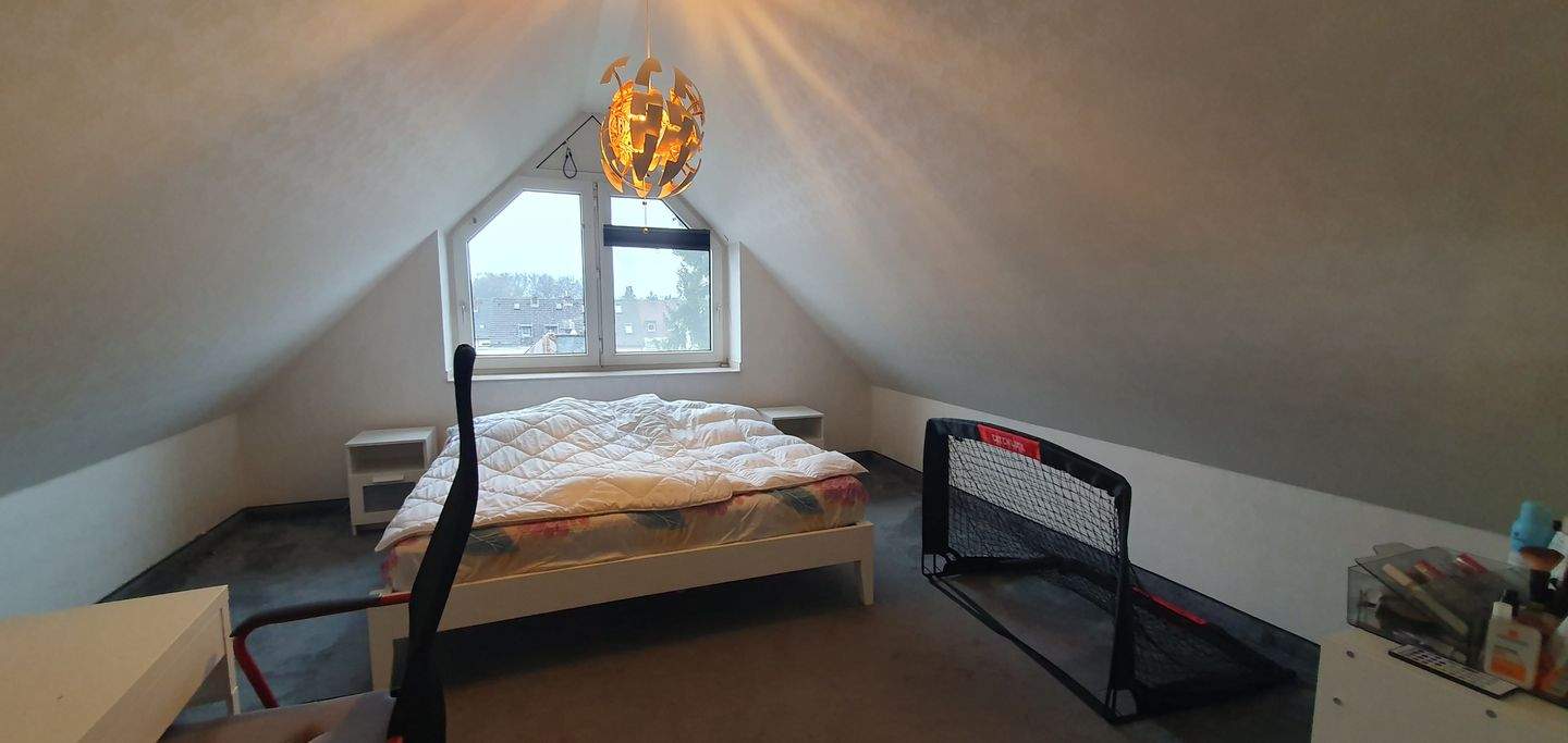 Großzügige Maisonette-Wohnung im ruhigen Duisburger Süden – Duisburg – Vorschaubild 9