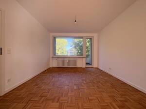 Moderne 6-Zimmer-Maisonette auf 2 Ebenen mit 3 Balkonen & großzügigem Grundriss – 40547 Düsseldorf – Vorschaubild 6