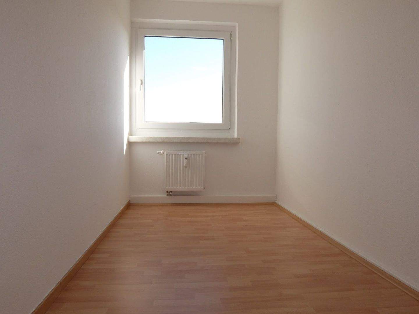Einziehen im Frühling: Mietfrei starten oder Gutschein sichern – Chemnitz – Vorschaubild 9
