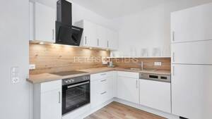 + Ruhig wohnen, zentral leben - Zuhause mit Wohlfühlgarantie + – 23564 Lübeck – Vorschaubild 2