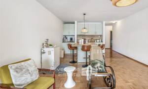 Modernisierte Wohnung inkl. Tiefgaragenstellplatz und Süd-Balkon - Radio Bremen – 28211 Bremen – Vorschaubild 3