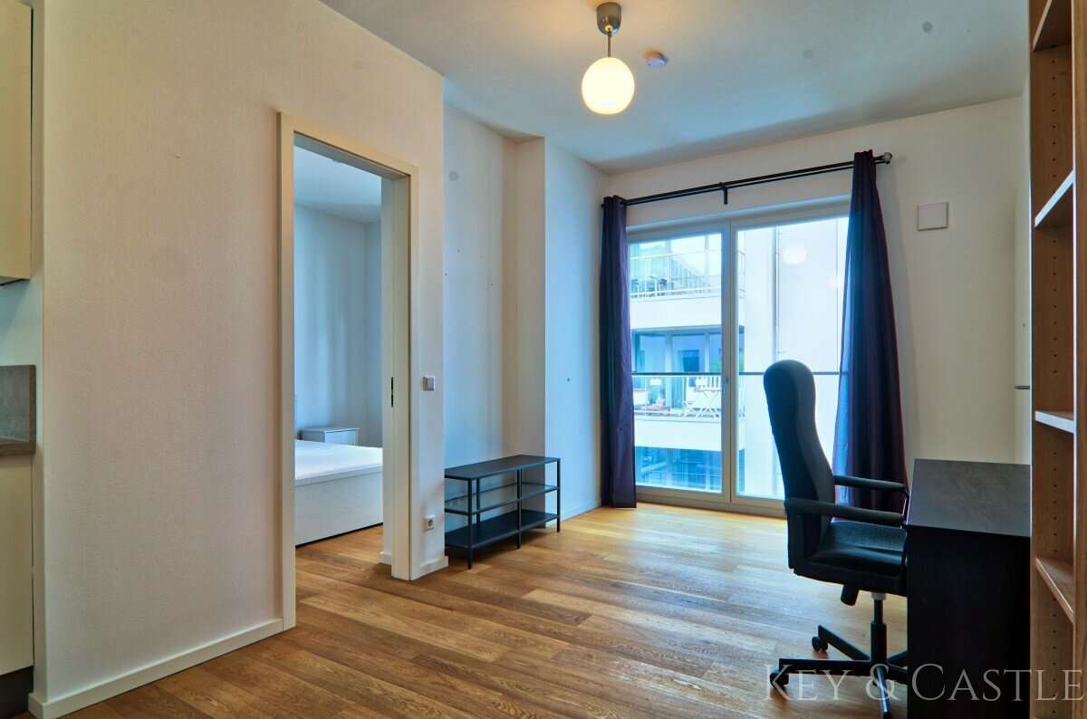 Über den Dächern von Mitte: Modernes Studio mit privater Dachterrasse – Berlin – Bild 1 von 9