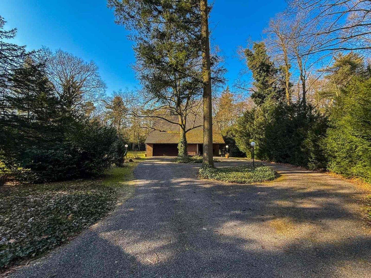 Exklusive Villa im Hardter Wald - Ein Paradies der Privatsphäre – Mönchengladbach – Vorschaubild 4