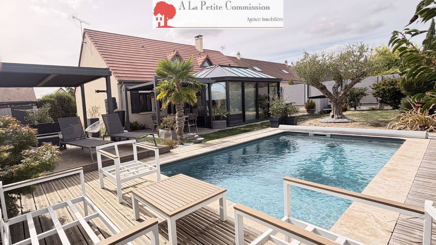 Maison 6 pièces 160 m² · à Lèves · 160 m² · 461 250 €