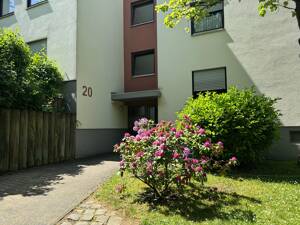 94m² - Großzügige 4-Zimmer-Wohnung mit Balkon, zwei Stellplätzen und attraktiver WG-Eignung – 97078 Würzburg – Vorschaubild 6