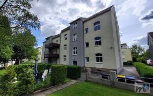 Schöne lichtdurchflutete Wohnung mit separatem Mansardenzimmer! – 42897 Remscheid – Vorschaubild 1