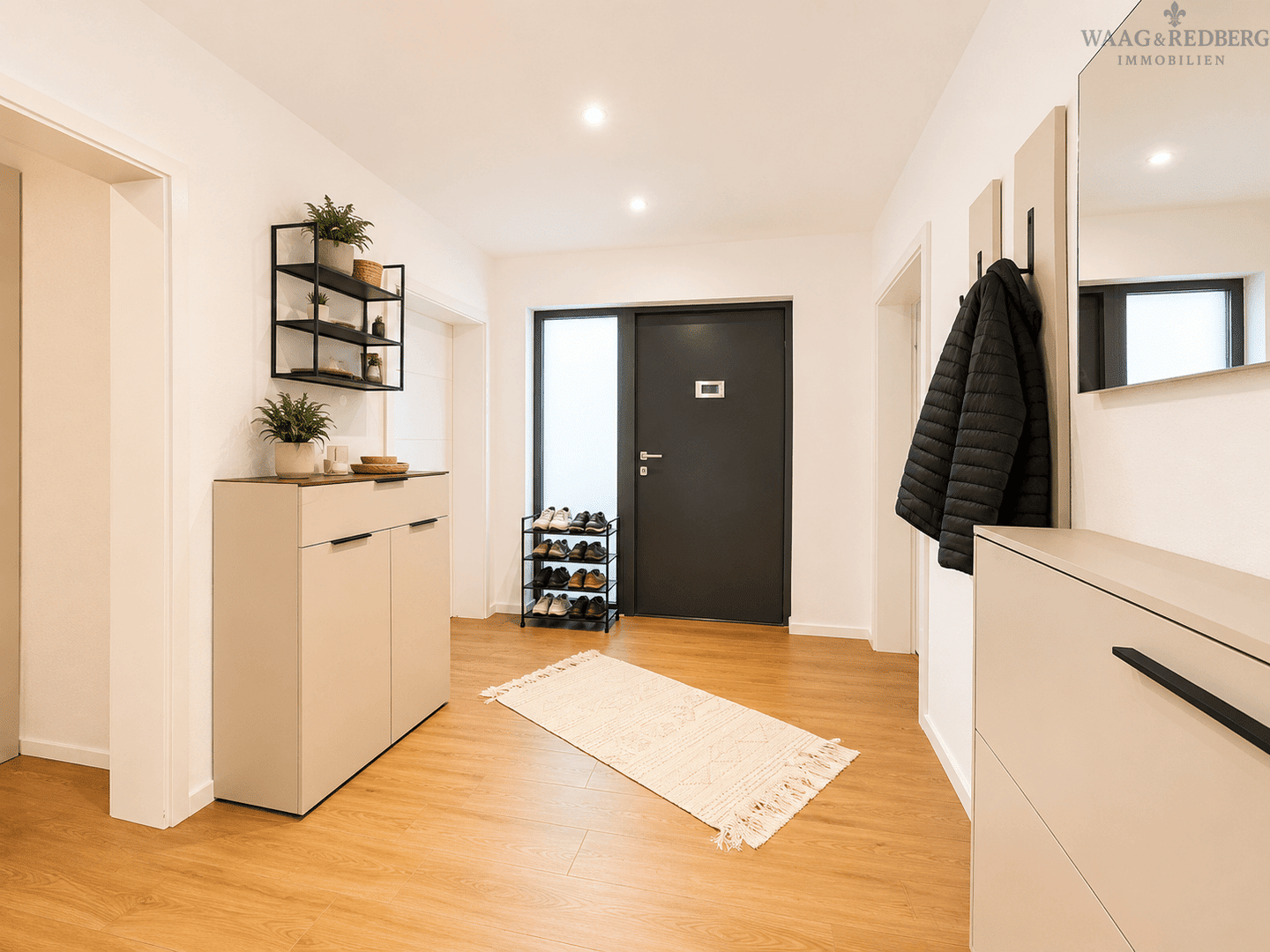 Großzügige 4-Zimmer-Erdgeschosswohnung mit 192 m² Garten in begehrter Lage von Ingolstadt – Ingolstadt – Vorschaubild 5