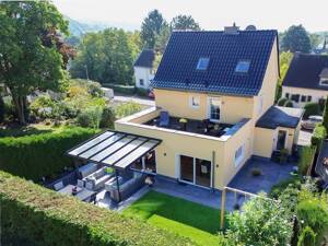Bonn Oberkassel saniertes, erweitertes Familienhaus in begehrter Lage mit tollem Garten – 53227 Bonn – Vorschaubild 1