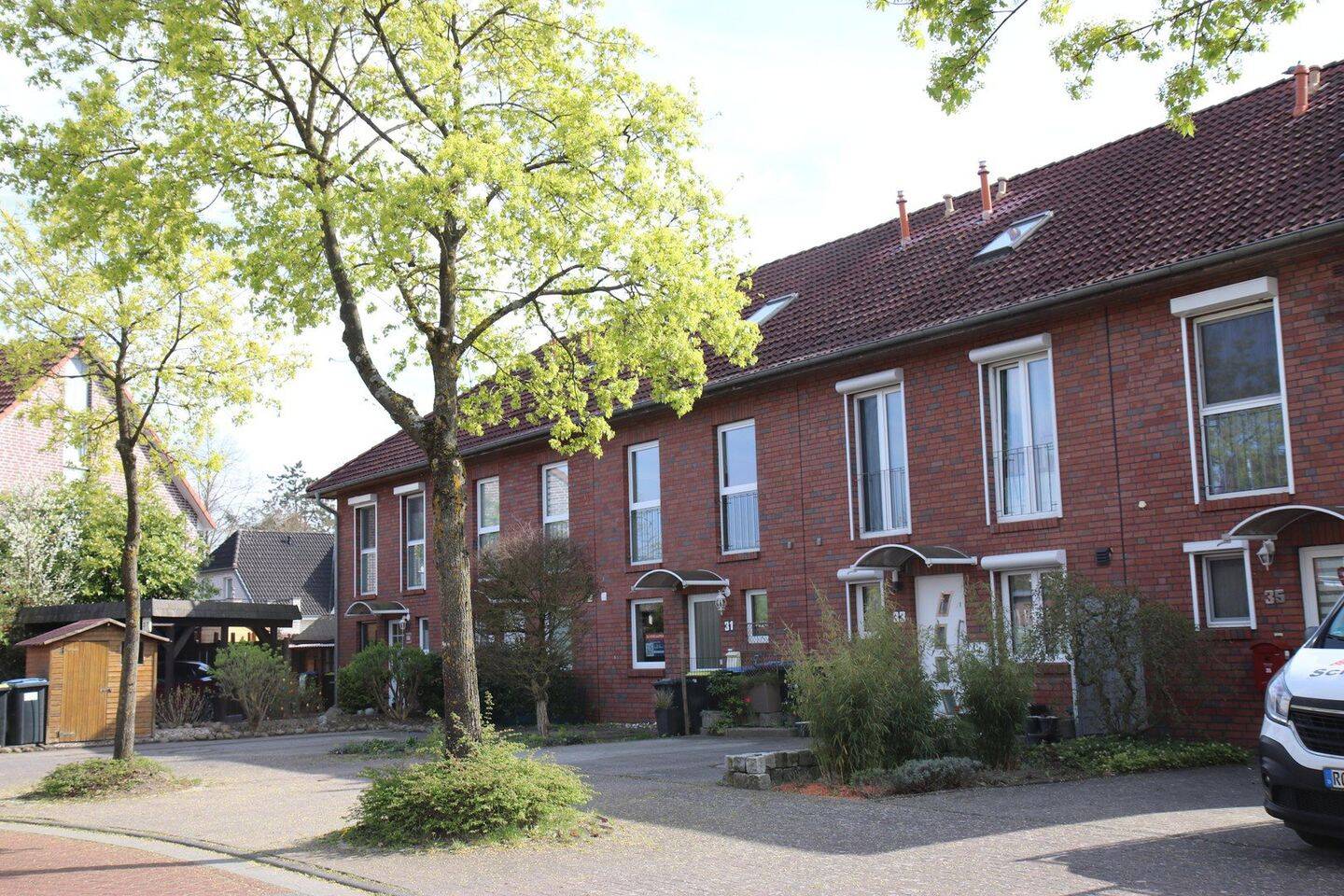 Teilrenoviertes Reihenmittelhaus – Rotenburg – Bild 1 von 9