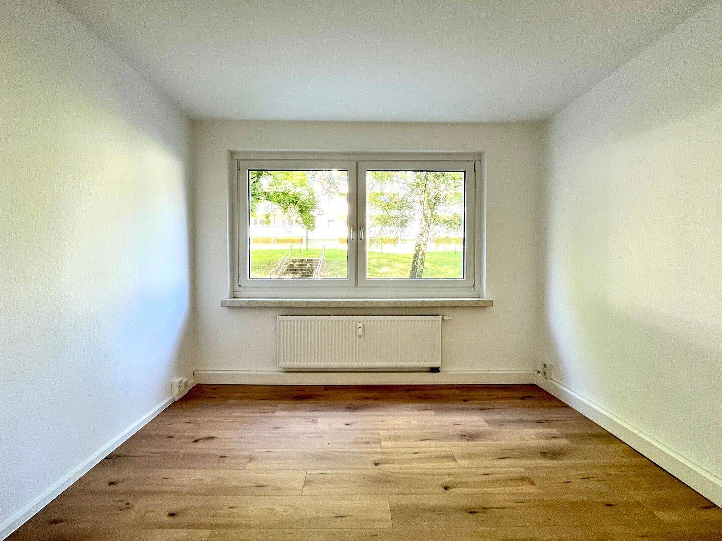 Renoviertes Wohnglück im Grünen - Erdgeschoss & Badewanne – Chemnitz – Vorschaubild 2