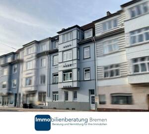 Mehrfamilienhaus mit 4 Wohneinheiten und Garten