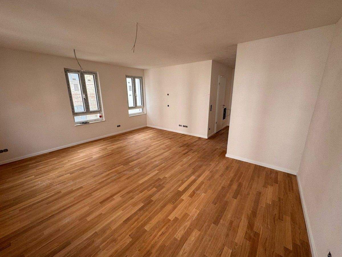 Exklusives Neubau-Townhouse mit Vollkeller in Weißensee - Ihr Familienheim – Berlin – Bild 1 von 9