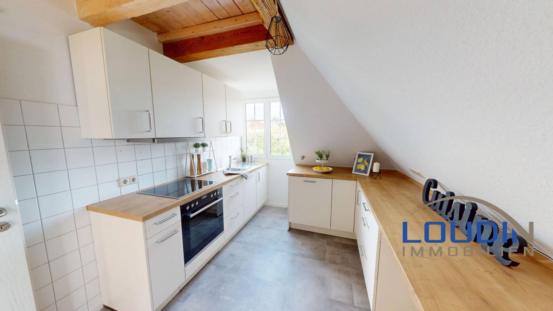 Dachgeschosswohnung in 77652 Offenburg mit 93,12 m² kaufen