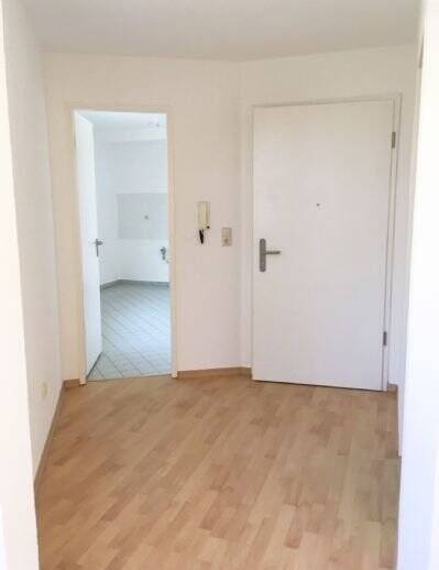 besondere 3-Raum-Wohnung mit Loggia, Fahrstuhl – Chemnitz – Vorschaubild 2