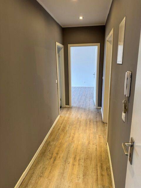 Sbr.-Rußhütte * schicke 3 ZKB * hohe Decken * EKB * modernes Bad * Balkon – Saarbrücken – Vorschaubild 7