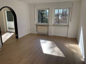 Schöne und günstige 3,5-Zimmer-Eigentumswohnung mit Balkon in Alterlangen – 91056 Erlangen – Vorschaubild 2