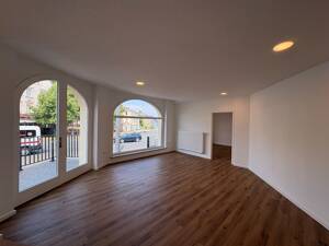 * modernisierte und schöne 4 Raumwohnung in beliebter Lage * – 1189 Dresden – Vorschaubild 4