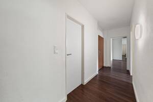 Geschmackvolle 3 Zimmer-Wohnung mit zwei Balkonen und Tiefgaragenstellplatz – 21465 Reinbek – Vorschaubild 7