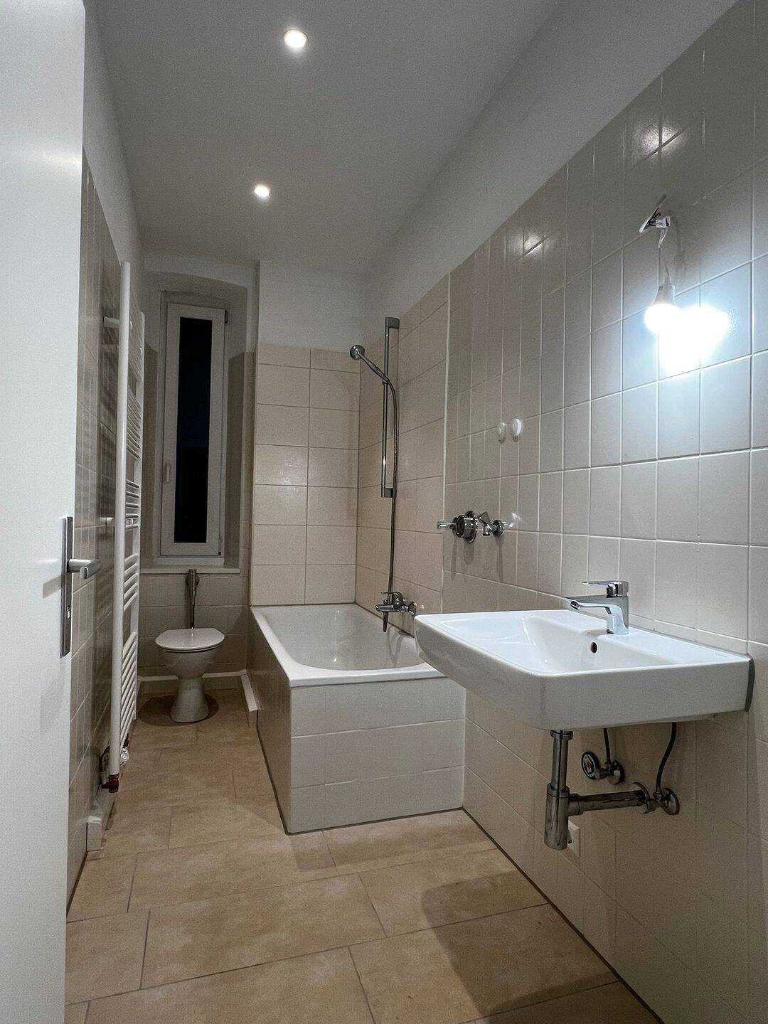 Helle frisch sanierte 3-Zimmer Altbauwohnung – Nürnberg – Vorschaubild 6
