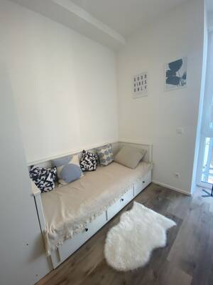 Mitten in STUTTGART ! Wunderschöne vollmöbilierte Studioapartments zur Miete – 70190 Stuttgart – Vorschaubild 1