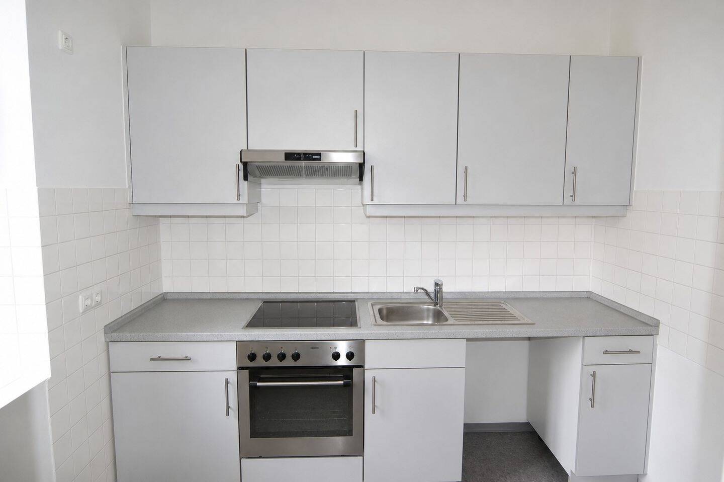 Gepflegte 3-Zimmer-Altbauwohnung im Gärtnerplatzviertel – München – Vorschaubild 3
