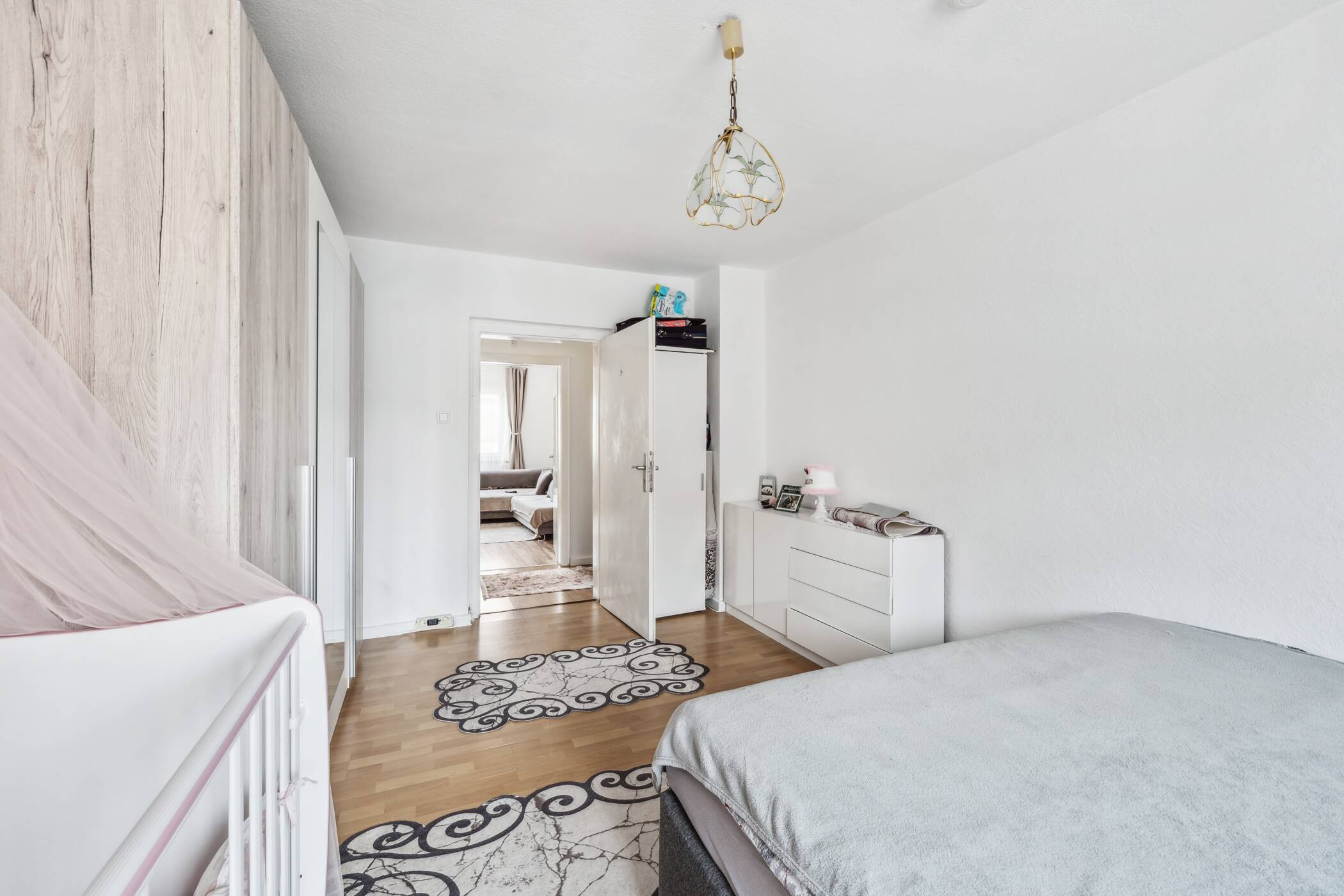 Gepflegte 2-Zimmer-Wohnung (52 m²) mit Einbauküche in zentraler Lage von Nürnberg – Nürnberg – Vorschaubild 7