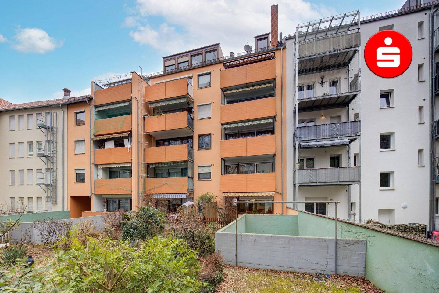 2-Zimmer-Wohnung mit großer Terrasse und TG-Stellplatz in Schweinau