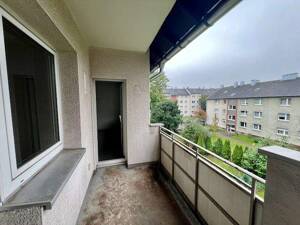 SOMMERAKTION* VERMIETETE Etagenwohnung zur Kapitalanlage - GARAGEN UND STELLPLÄTZE verfügbar! – 40472 Düsseldorf – Vorschaubild 5