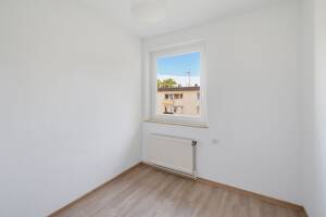 Attraktive Lage in Lübeck-Marli: Gepflegte 2,5-Zimmer-Wohnung im Grünen auf Erbpachtbasis – 23566 Lübeck – Vorschaubild 8