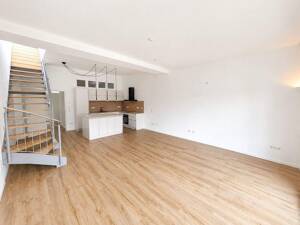Stilvolle Penthaus-Wohnung mit traumhafter Dachterrasse und besonderem Charme in Fürth! – 90763 Fürth – Vorschaubild 7