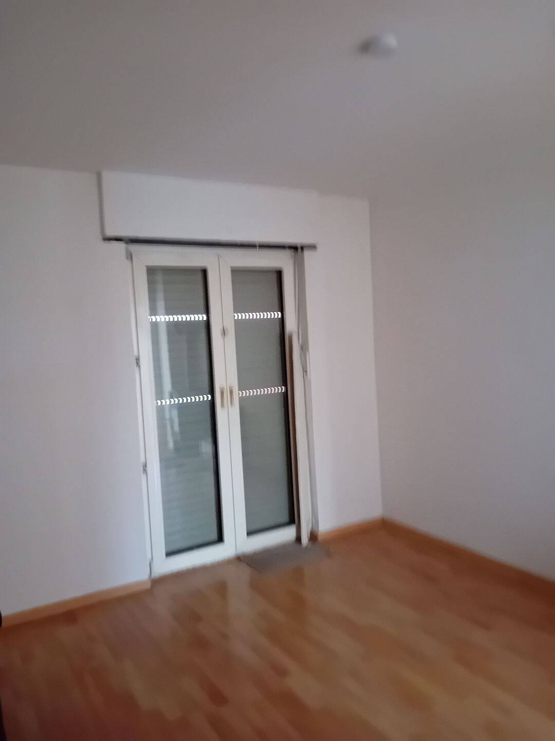 renovierte 2Zi-EG-Wohnung mit Keller ab sofort zu vermieten