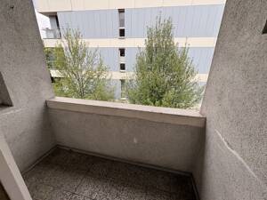 Großzügige 3-Zimmer-Wohnung nach Renovierung - mit Balkon an der Küche und Loggia am Wohnzimmer – 99084 Erfurt – Vorschaubild 6