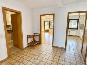 Freigestellte 3-Zi-Wohnung mit großem Balkon, großem Keller und Garage – 49082 Osnabrück – Vorschaubild 3