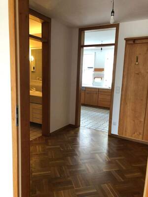 Stadtwohnung - 1. Etage -Schweinfurter Innenstadt--94 m² mit Wintergartenerker + Garageneinstellplatz.01.09. oder nach Absprache frei. – 97421 Schweinfurt – Vorschaubild 7