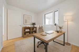 Buntes Treiben auf zwei Ebenen: Ihre Maisonette-Wohnung mit eigener Dachterrasse! – 22767 Hamburg – Vorschaubild 5