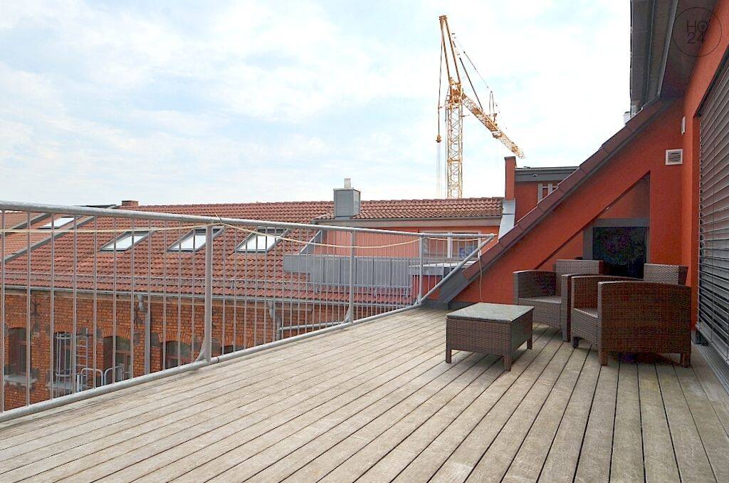 Modern möblierte 2-Zimmer-Wohnung mit WLAN und Dachterrasse in Fürth – Fürth – Vorschaubild 4