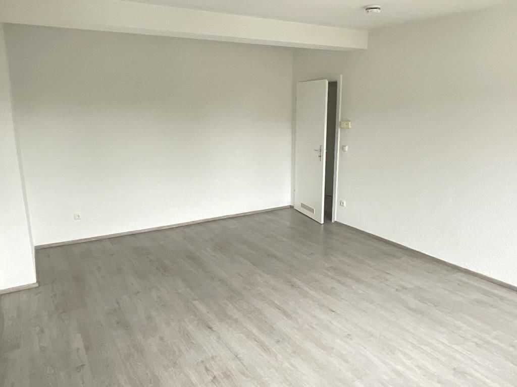 Alles fertig nur noch einziehen 3-Zimmer-Wohnung in Duisburg Beeckerwerth – Duisburg – Vorschaubild 9