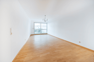 Attraktive 2-Zi-Wohnung mit Terrasse und TG-Stellplatz