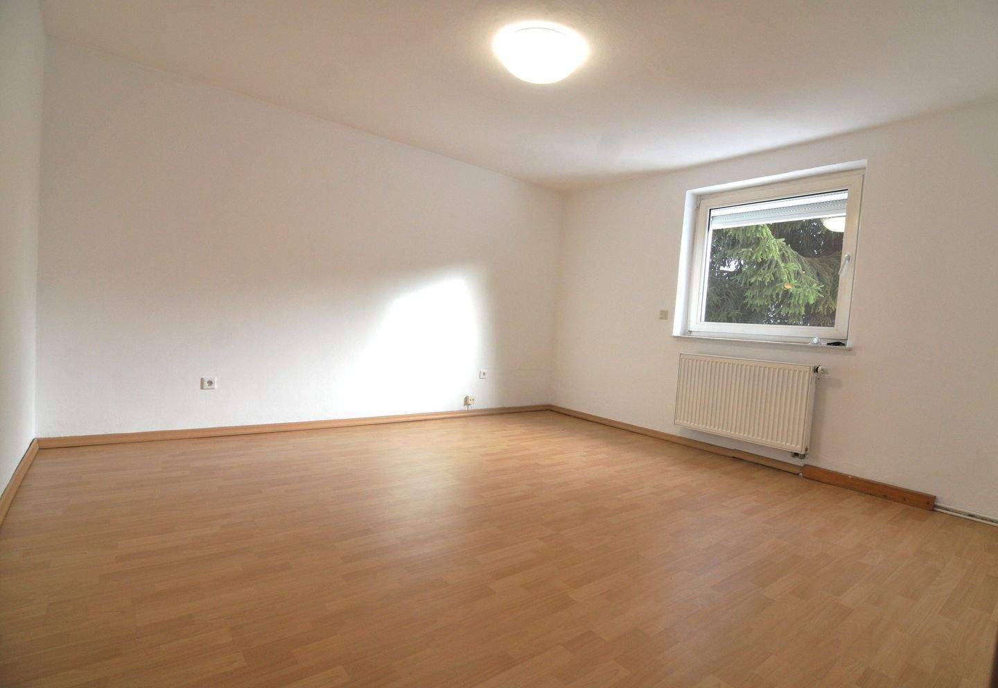 2 Zi. EG-Wohnung mit Wohnküche ruhig und zentral