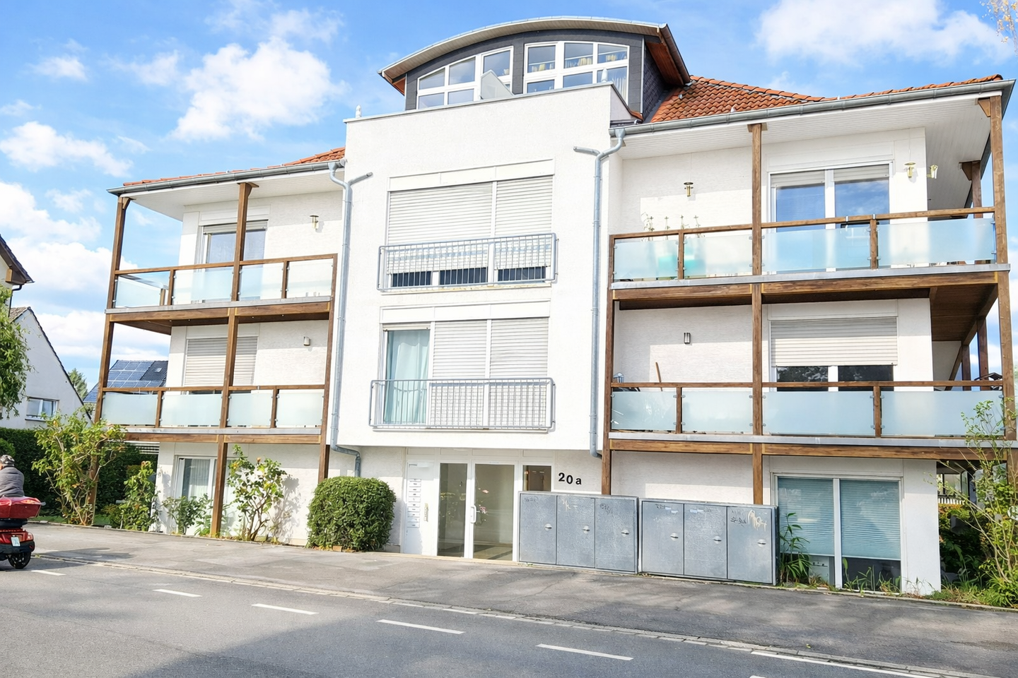 Wohnung mit Dachterrasse und Stellplatz