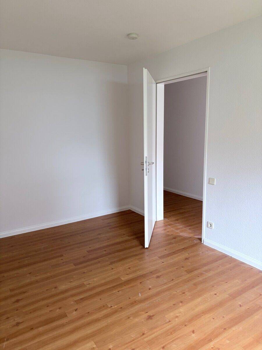 Seniorengerechte 2,0-Zimmer-Wohnung, Erdgeschoss !!! Bitte bewerben Sie sich online !!! – Flensburg – Vorschaubild 2